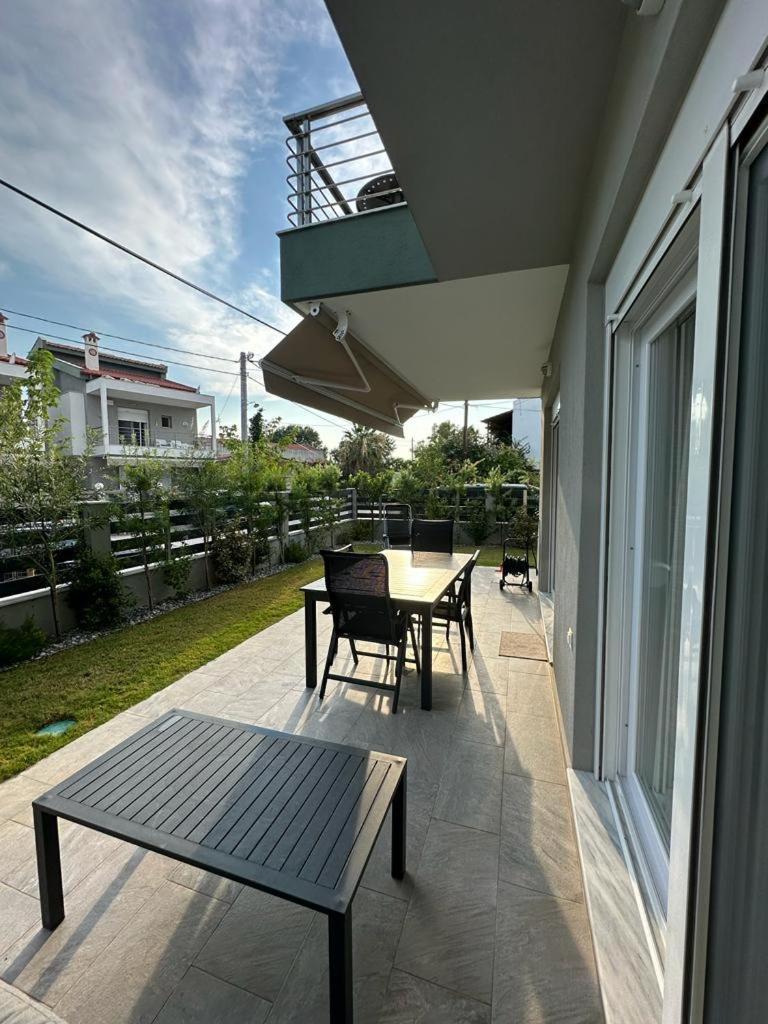 Blue Fish Luxury Villa Nikiti  Exterior photo