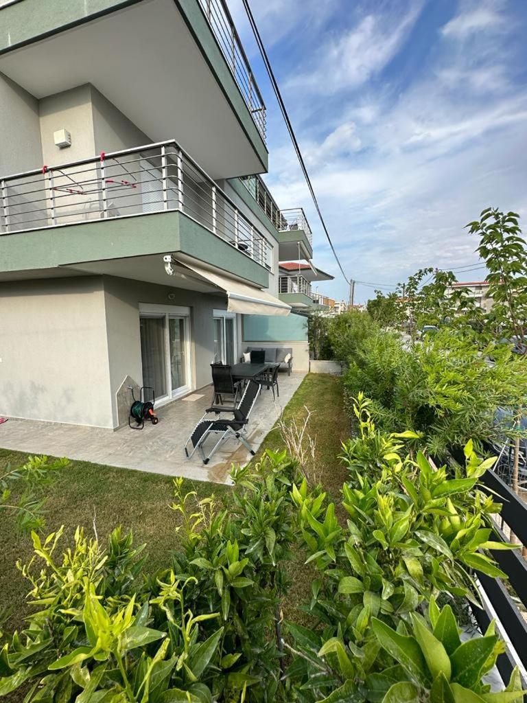 Blue Fish Luxury Villa Nikiti  Exterior photo
