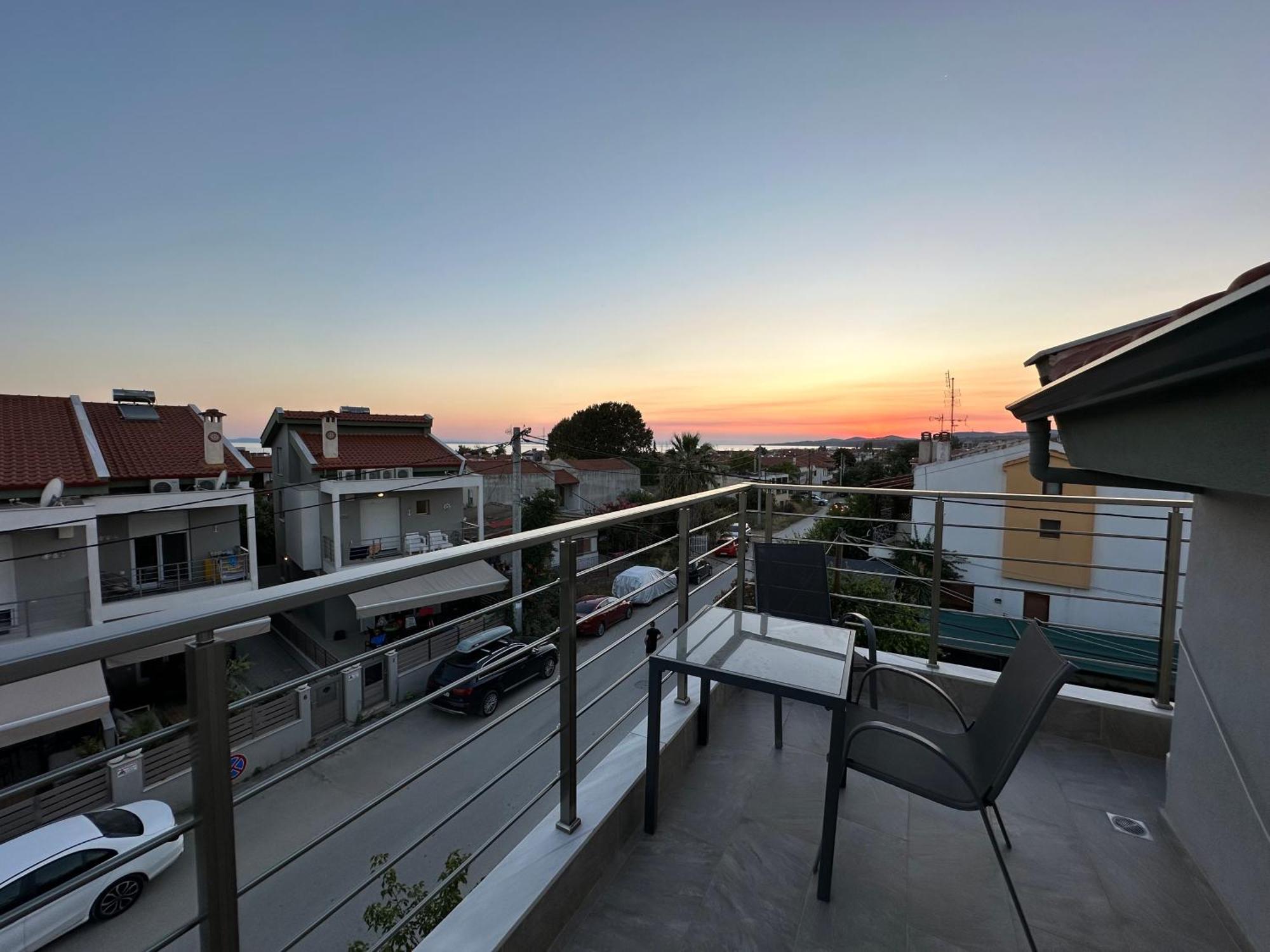Blue Fish Luxury Villa Nikiti  Exterior photo